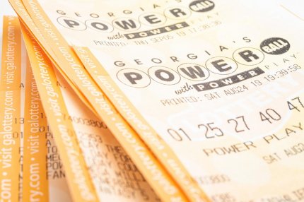 Un bărbat din SUA a câştigat de 3 ori la loto în 11 luni. A jucat de fiecare dată aceleaşi numere