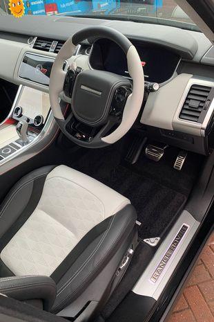 Omul de afaceri o parcase în aeroportul din UK