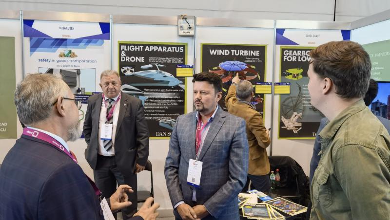 Invenţia unui arădean, atracţie la Salonul Mondial de Invenţii de la Geneva. Vizitatorii se înghesuie să o admire