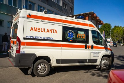 ambulanţă din România