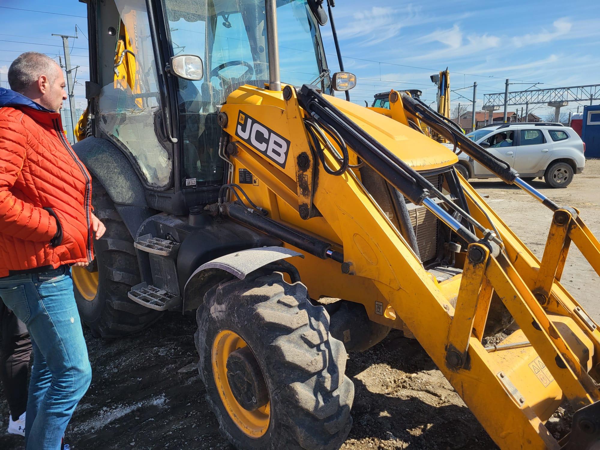 Cu cât vinde ANAF un excavator