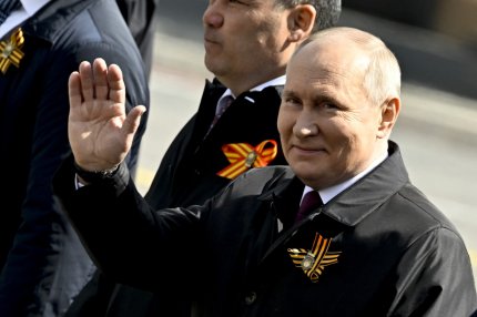 Putin vrea să retragă Rusia dintr-un tratat european ce reglementează stocurile de arme convenţionale. Actul, semnat imediat după încheierea Războiului Rece