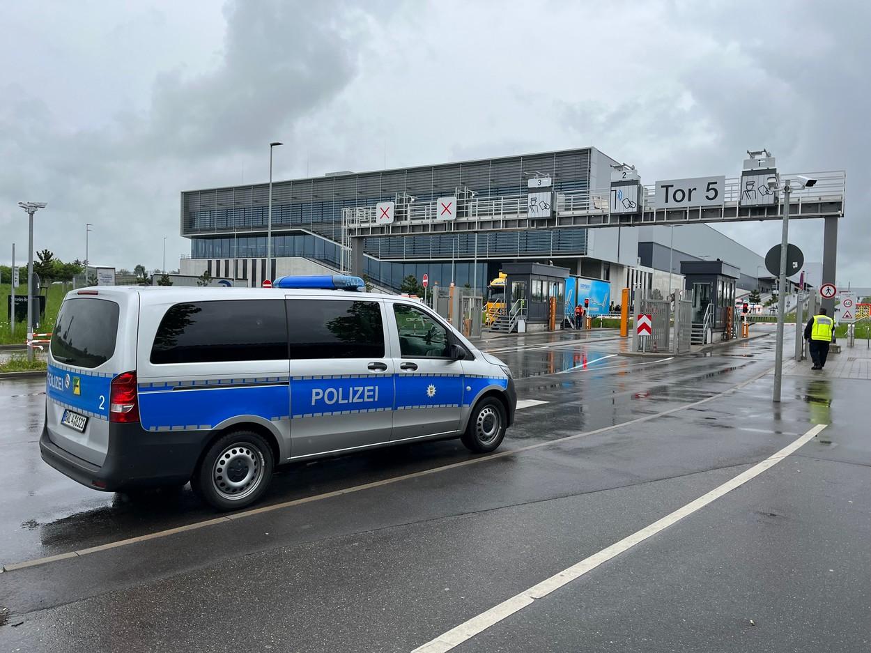 Împuşcături la o uzină Mercedes-Benz din Berlin. O persoană ucisă şi alta rănită grav. Atacatorul a fost arestat