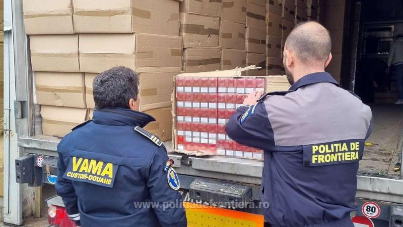 Ţigări de contrabandă în valoare de peste 3 milioane de lei, descoperite la Vama Giurgiu. Captura a fost ascunsă într-un camion cu varză