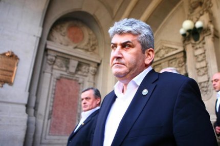 Gabriel Oprea şi fostul şef DIPI, achitaţi în dosarul "Limuzina". Decizia este definitivă