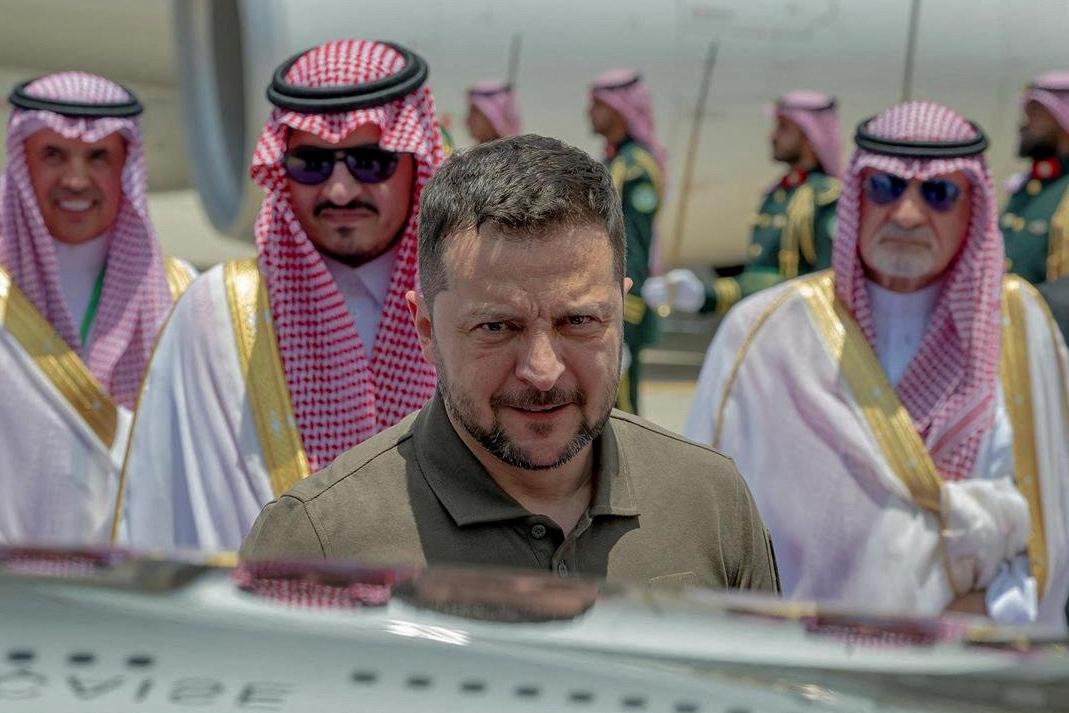 Zelenski efectuează o vizită-surpriză la Jeddah pentru summitul Ligii Arabe
