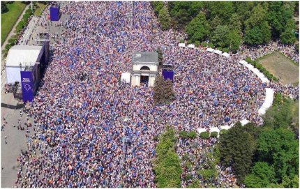 Miting pro-european la Chişinău. Maia Sandu: "Nimeni nu ne poate sta în calea dezvoltării". Mesajul şefei Parlamentului European