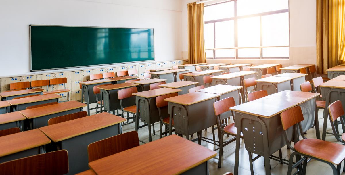 Greva profesorilor. Elevii nu merg la şcoală nici miercuri. Reprezentanţii Guvernului, aşteptaţi la sediul FSLI Greva profesorilor. Elevii nu merg la şcoală nici miercuri. Reprezentanţii Guvernului, aşteptaţi la sediul FSLI
