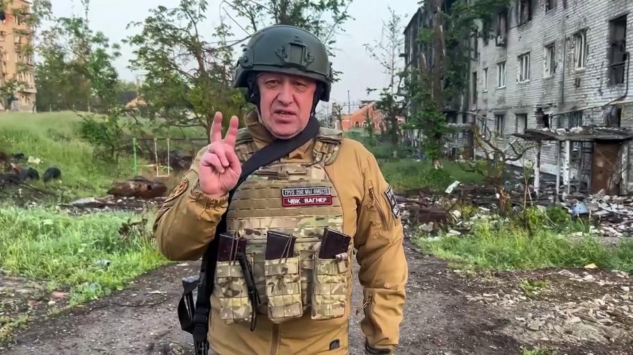 Wagner anunţă că se retrage din Bahmut. Mercenarii lui Prigojin vor fi înlocuiţi de soldaţii lui Putin Wagner anunţă că se retrage din Bahmut. Mercenarii lui Prigojin vor fi înlocuiţi de soldaţii lui Putin