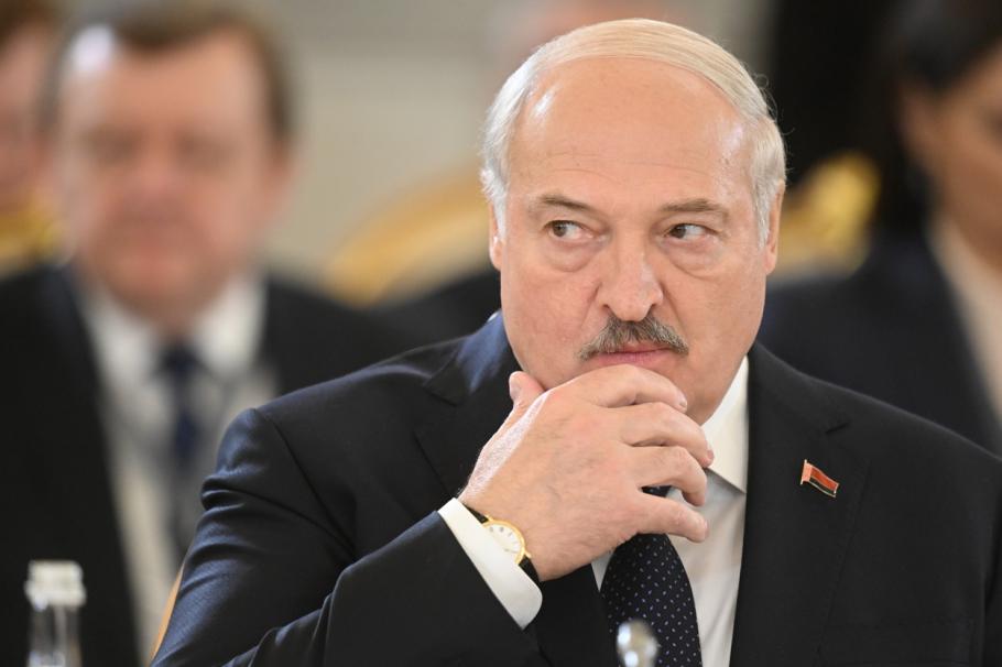 "Arme nucleare pentru toţi". "Oferta" lui Lukaşenko pentru statele care vor să se alăture uniunii ruso-belaruse "Arme nucleare pentru toţi". "Oferta" lui Lukaşenko pentru statele care vor să se alăture uniunii ruso-belaruse