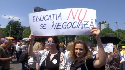 Guvernul anunţă negocieri cu sindicatele din Educaţie la ora 12.00. Marius Nistor: "Am aflat şi noi din presă"