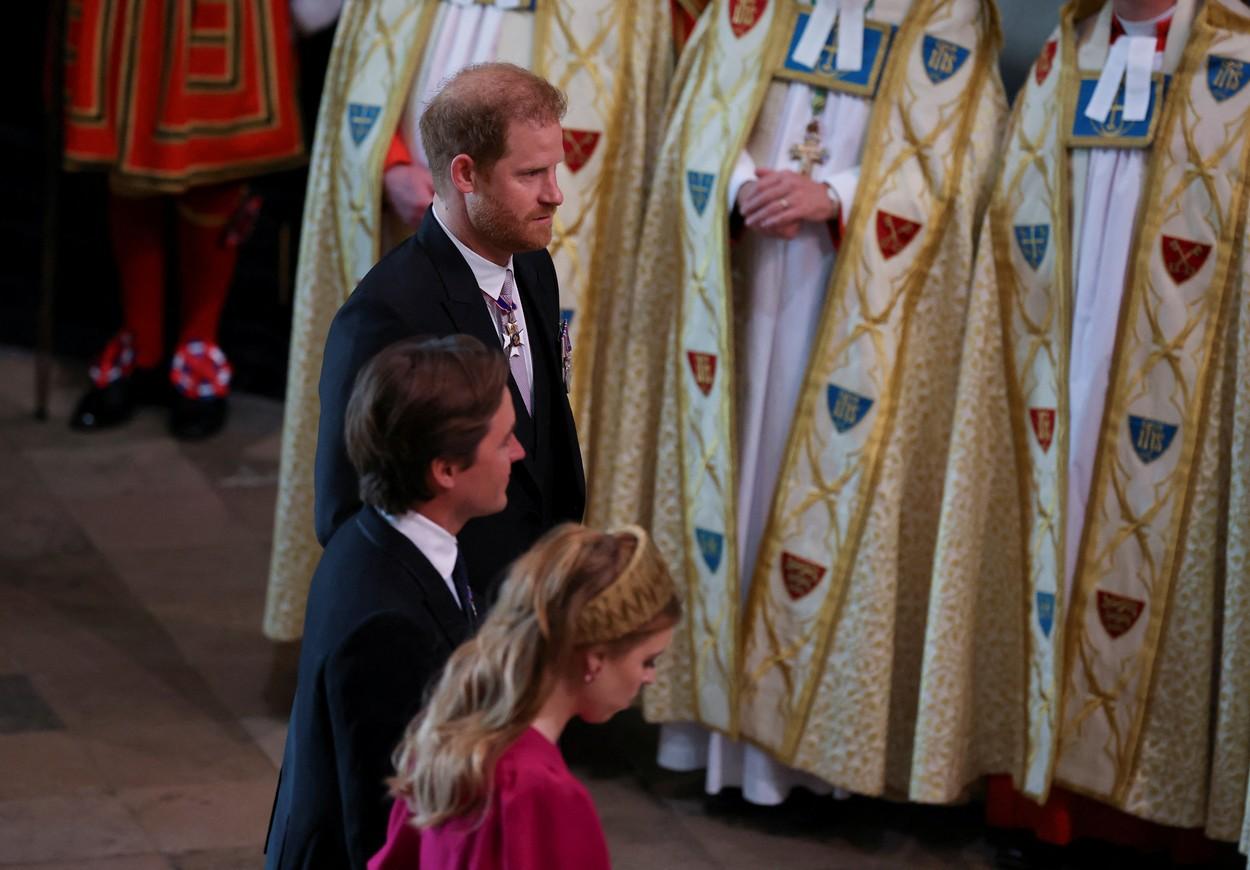 Regele Charles al III-lea, încoronat azi la Londra. Ceremonia istorică a început