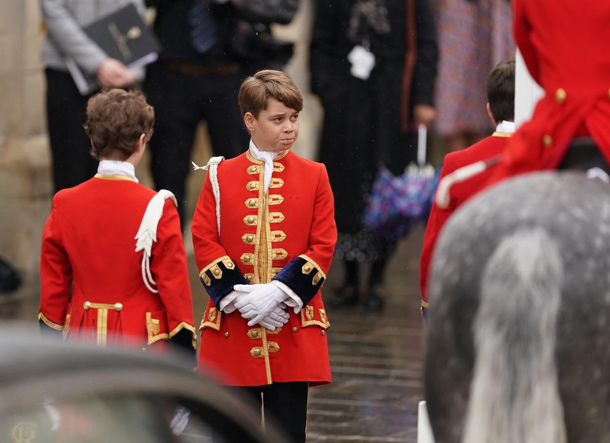Regele Charles al III-lea, încoronat azi la Londra