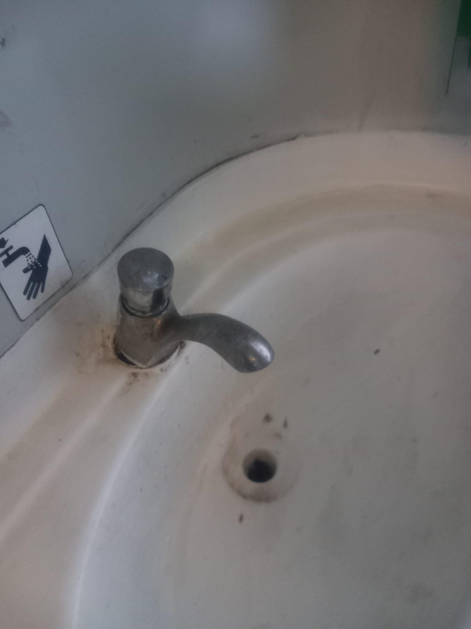 Amenzi usturătoare pentru mai multe gări din Galaţi, din cauza condiţiilor insalubre. Care au fost principalele abateri identificate