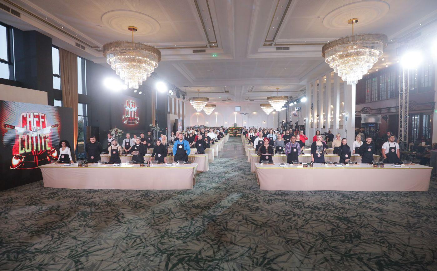 Chefi la cuţite. Bootcamp-ul debutează în forță. Surpriză de proporții pentru Chef Dumitrescu: soția și fiicele sale gătesc