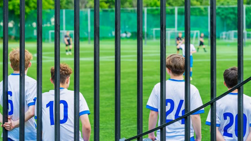 Adolescent de 15 ani, ucis într-o încăierare, după un meci de fotbal pentru juniori, la Frankfurt. Criminalul, un fotbalist de 16 ani