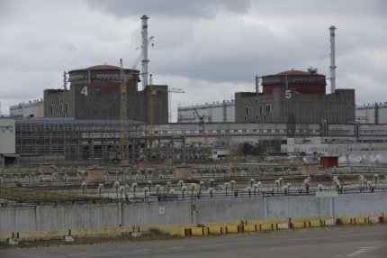 Centrala nucleară Zaporojie, oprită "la rece" complet. Energoatom susţine că nu există "nicio amenințare directă"