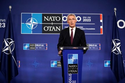 NATO se grăbeşte să finalizeze un pachet de măsuri pe termen lung pentru Ucraina, însă statele membre nu se pun de acord