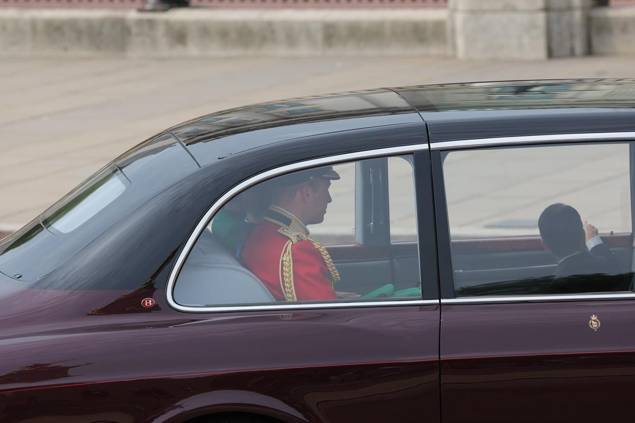 Trooping the Colour, prima paradă aniversară pentru Regele Charles al III-lea, are loc astăzi la Londra