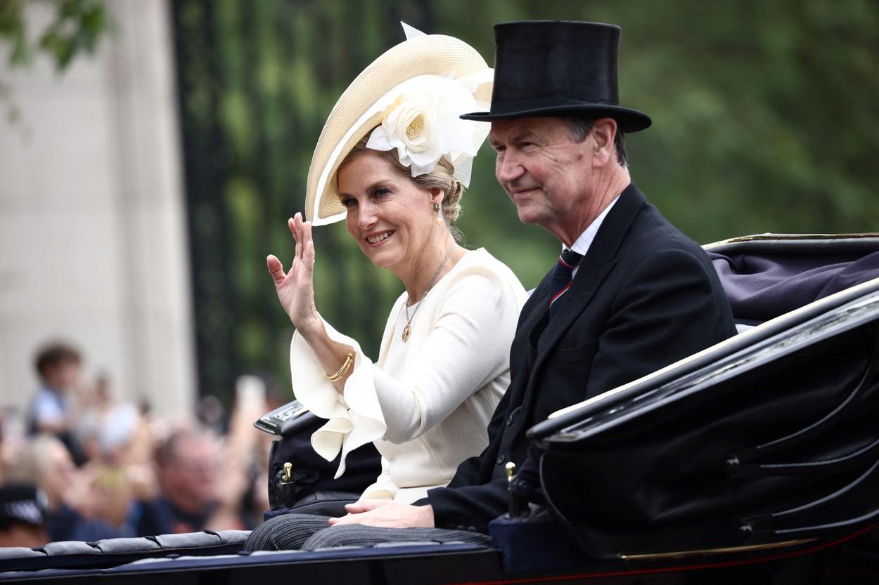 Trooping the Colour, prima paradă aniversară pentru Regele Charles al III-lea, are loc astăzi la Londra