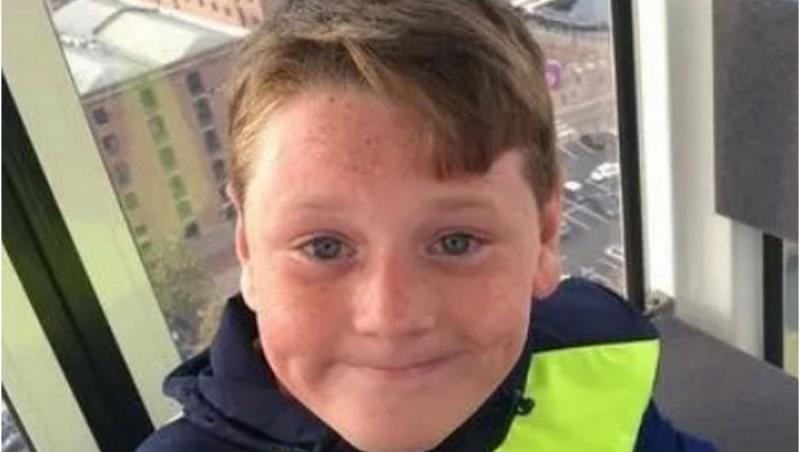 "A atins inimile tuturor. Cu toții aveam lacrimi în ochi". Gestul impresionant făcut de un băiețel de 11 ani, într-un magazin din UK