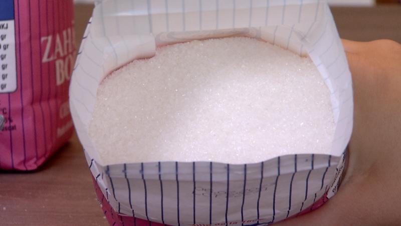 Zahărul ar putea să dispară de pe rafturile magazinelor româneşti. Ucraina, cel mai mare exportator, refuză să mai ofere zahăr României, cel mai mare importator