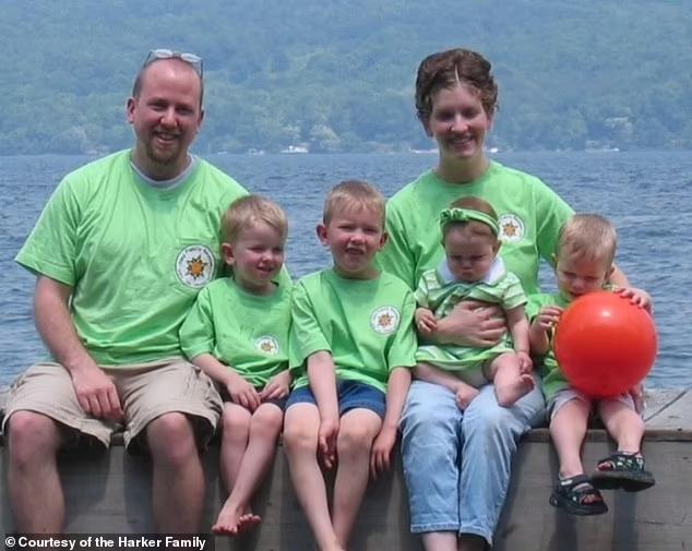 Un bărbat şi-a dat viaţa pentru a-şi salva fiica de la înec, în SUA. A lăsat în urmă 13 copii