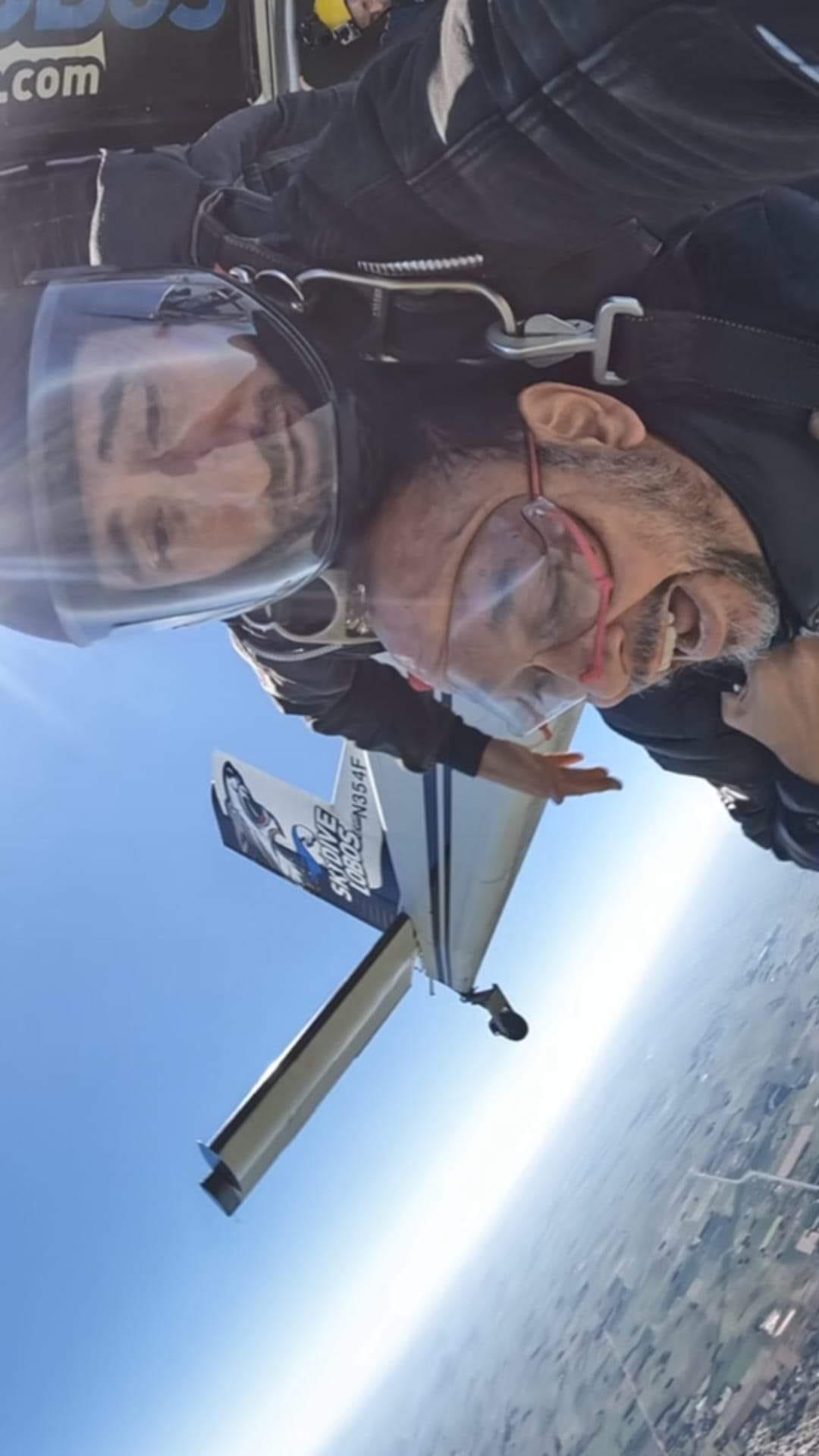 Argentinian de 61 de ani, iubitor al sporturilor extreme, a murit în timpul unei lecţii de skydiving, după ce paraşuta nu s-a mai deschis