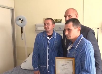 Soldat rus, aflat pe patul de spital, recompensat cu 12.000 de dolari pentru că a distrus un tanc Leopard 2