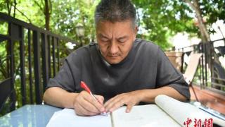 Un milionar chinez a dat Bacul de 27 de ori. Bărbatul de 56 de ani vrea să fie admis la o universitate prestigioasă