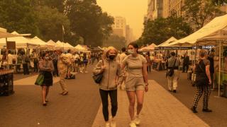 Scene ca în filmele de groază în New York, după ce orașul a fost "sufocat" de o ceață portocalie. Aerul, pe cale să devină irespirabil