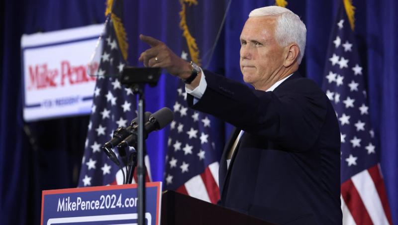 Mike Pence s-a întors împotriva lui Trump, la lansarea oficială a campaniei electorale: "Mi-a cerut să aleg între el şi Constituţie"