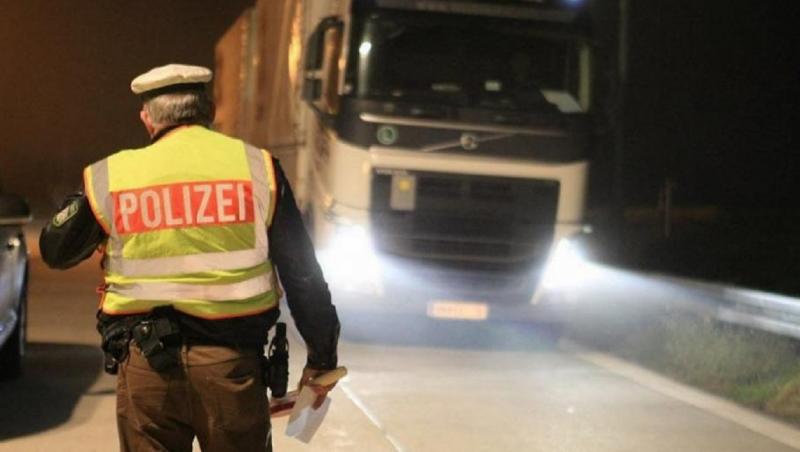 Șofer român de TIR, arestat pentru crimă în Germania. Ar fi ucis un coleg ucrainean de Rusalii, împreună cu alți doi camionagii