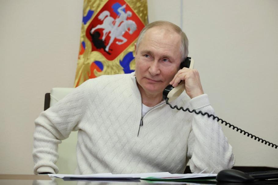Putin: "Contraofensiva ucraineană a început. Inamicii nu şi-au atins obiectivele în niciun sector al frontului" Putin: "Contraofensiva ucraineană a început. Inamicii nu şi-au atins obiectivele în niciun sector al frontului"