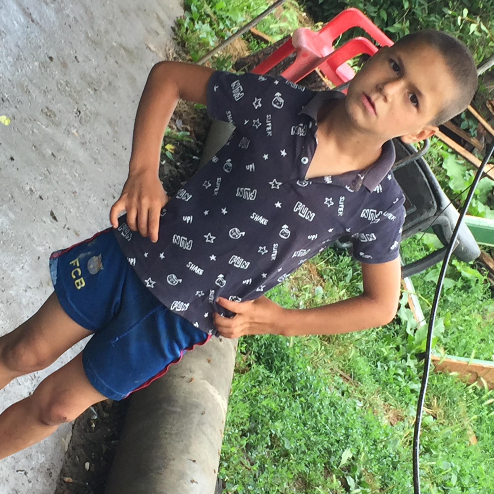 Căutări disperate: Luca e de negăsit de 24 de ore