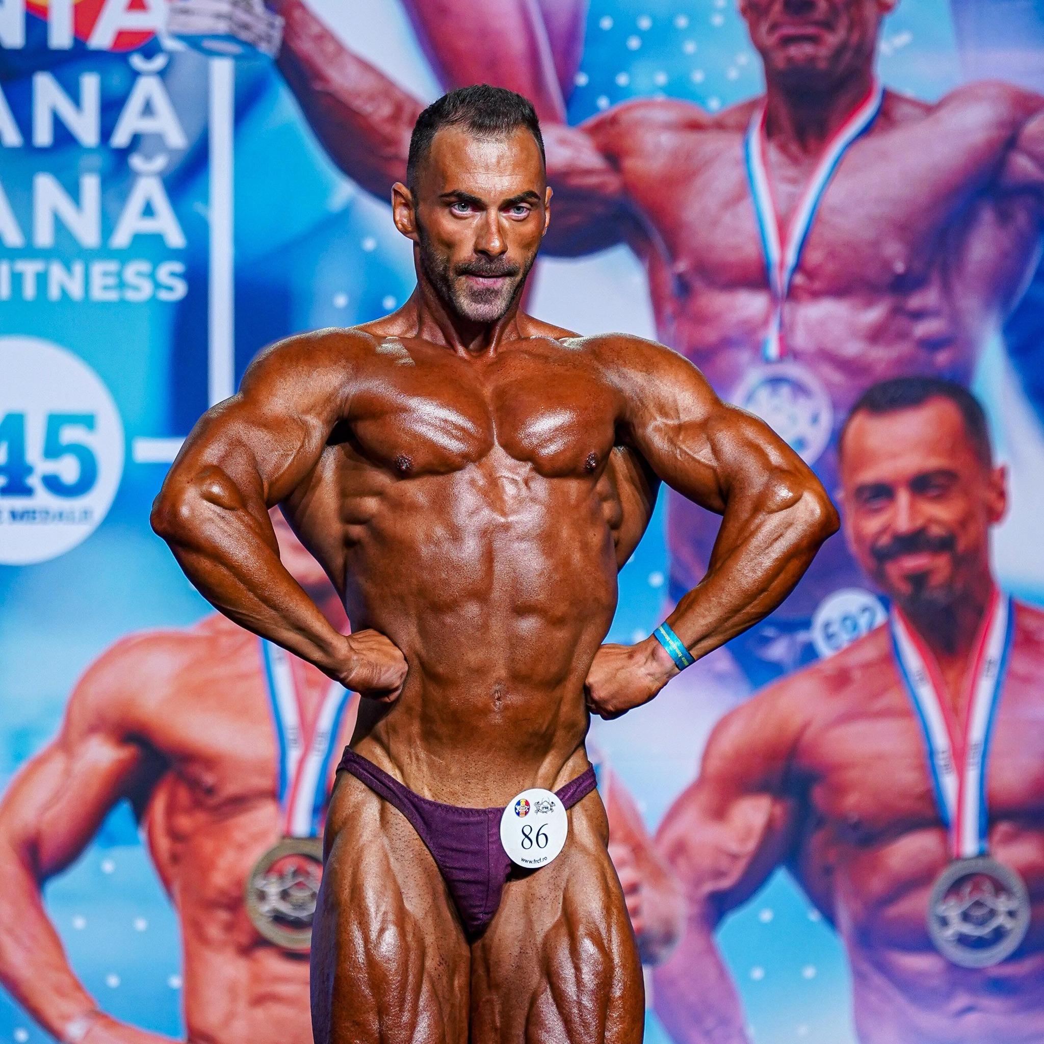 culturistul Cătălin Ștefănescu