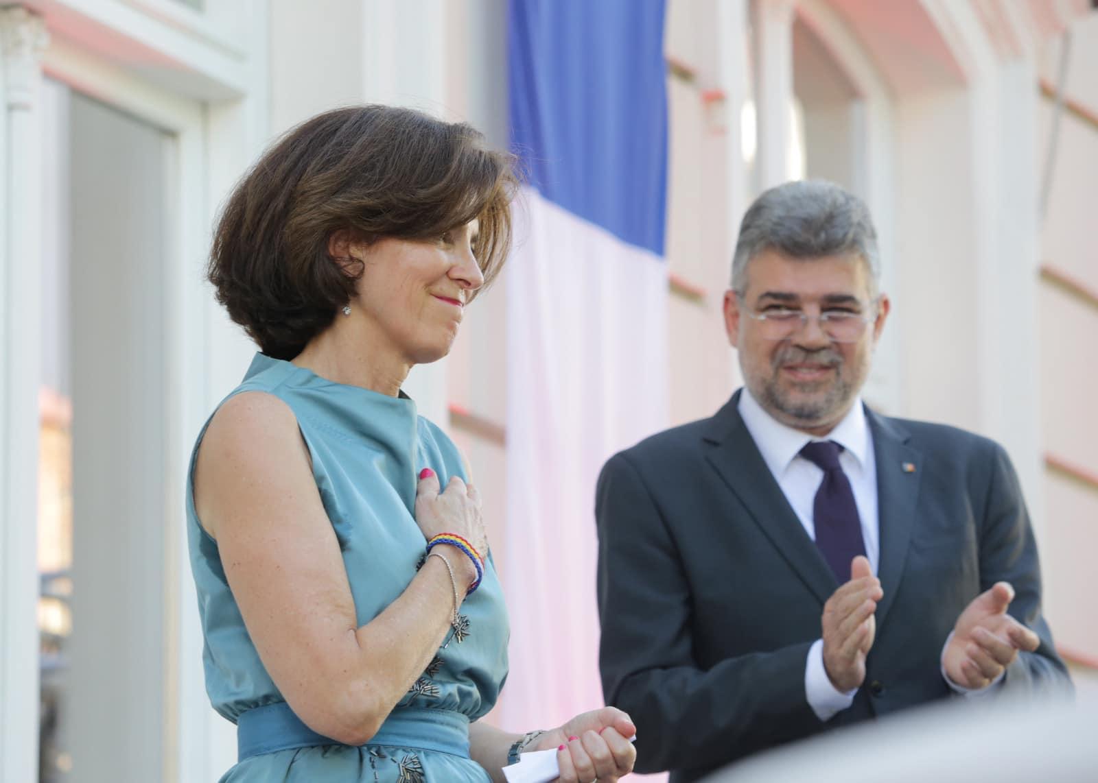 Ziua Naţională a Franţei, sărbătorită cu fast în Capitală. Ambasadoarea Laurence Auer, mesaj despre aderarea României la Schengen: "Puteţi conta pe sprijinul ţării mele"