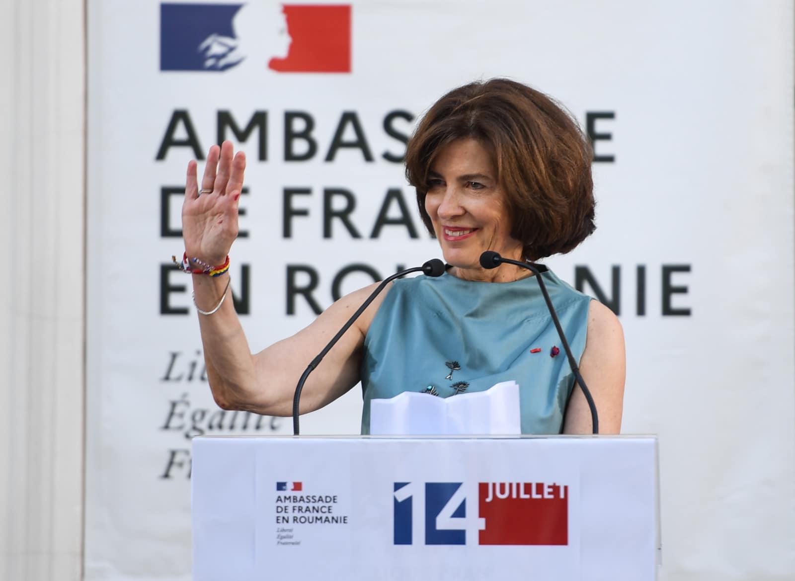 Ziua Naţională a Franţei, sărbătorită cu fast în Capitală. Ambasadoarea Laurence Auer, mesaj despre aderarea României la Schengen: "Puteţi conta pe sprijinul ţării mele"