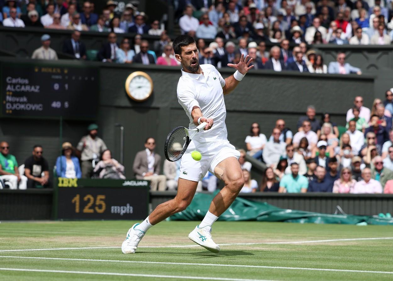 Carlos Alcaraz l-a învins pe Novak Djokovic la Wimbledon 2023