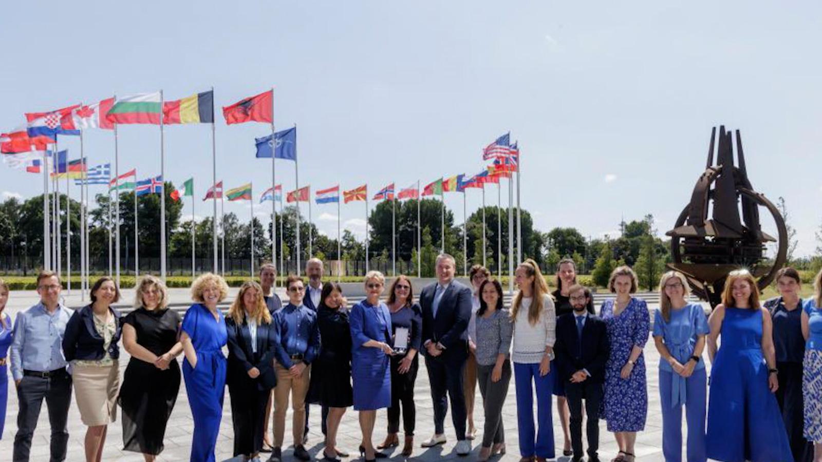 Oana Lungescu va părăsi funcţia de purtător de cuvânt al NATO. Românca a fost desemnată în 2016 una dintre cele mai influente femei de la Bruxelles