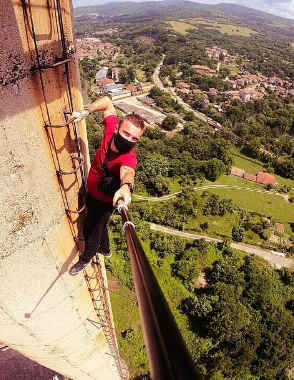 Poze cu Remi Lucidi, cascadorul care a murit după ce a căzut de la etaul 68