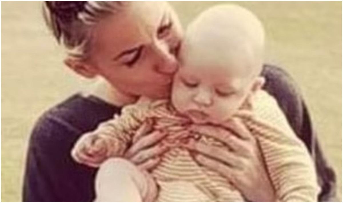 O mamă s-a stins din viață, la doar 14 ore după ce bebeluşul ei de 5 luni a murit O mamă s-a stins din viață, la doar 14 ore după ce bebeluşul ei de 5 luni a murit