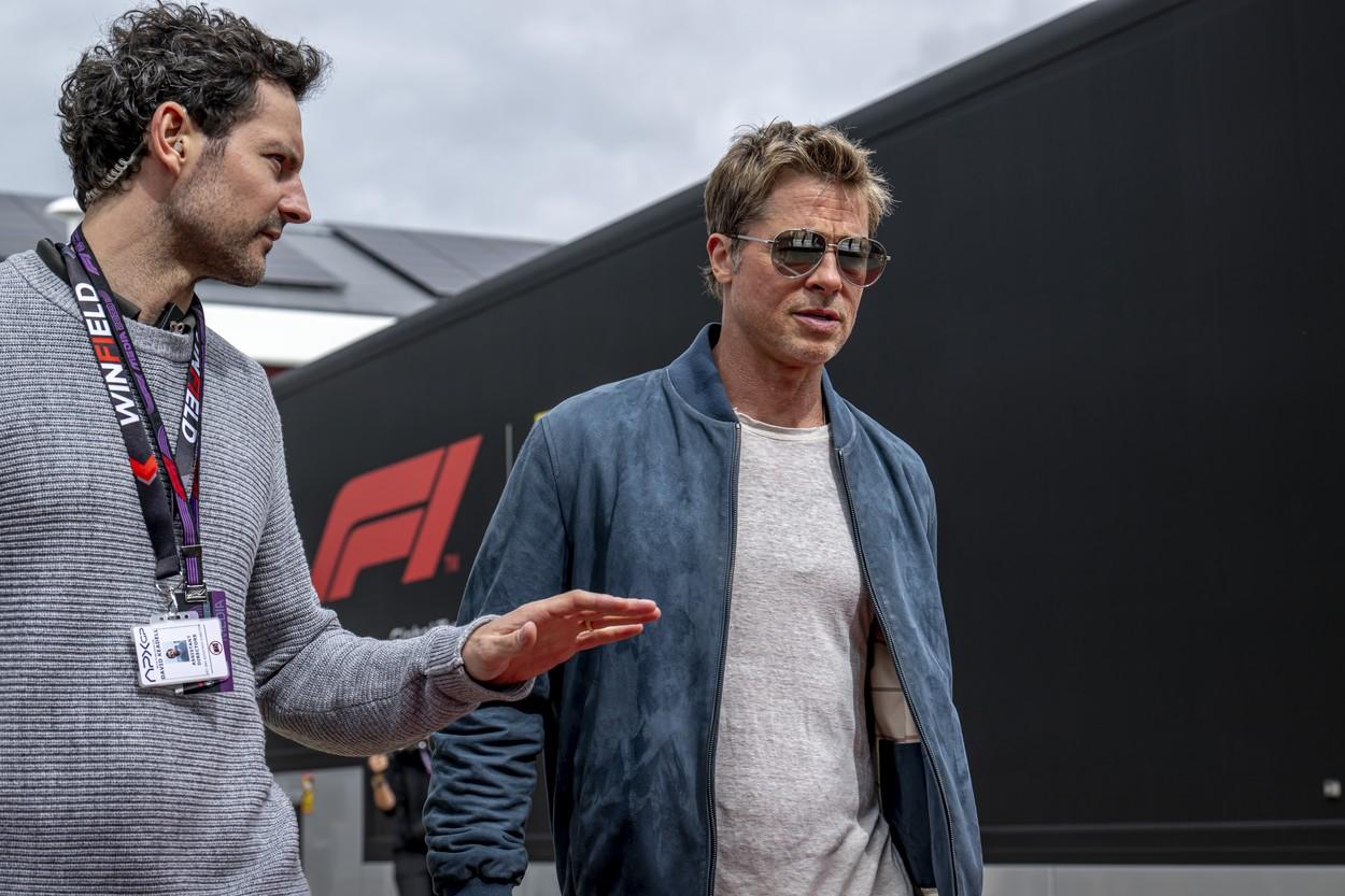 Brad Pitt, antrenat de Hamilton pentru rolul unui pilot aflat la finalul carierei. A primit şi un garaj la Silverstone