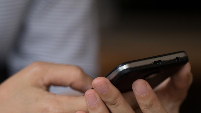 Cum a ajuns un fermier canadian să plătească o amendă de 62.000$ din cauza unui emoticon inofensiv