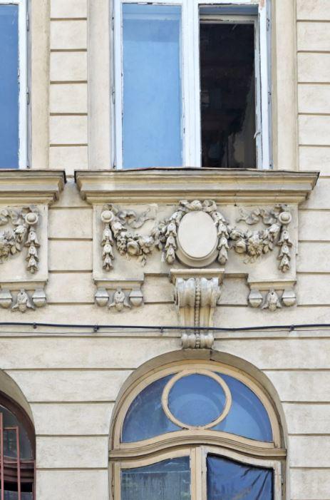 Casa familiei scriitorului Ionel Teodoreanu, descrisă în romanul "La Medeleni", scoasă la vânzare.