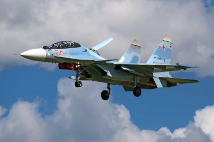 Un avion de luptă rusesc Suhoi Su-30