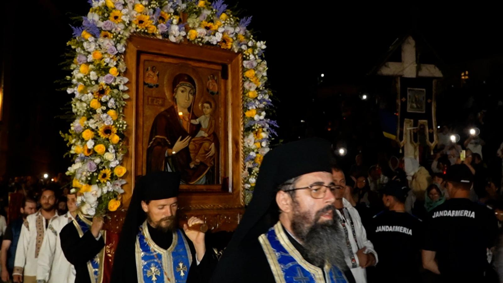 Pelerinajul la Mănăstirea Nicula se apropie de sfârşit. Zeci de mii de credincioşi s-au rugat la icoana făcătoare de minuni