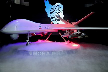 Iranul prezintă o nouă dronă cu o rază de acţiune de 2.000 km şi o autonomie de 24 de ore. Poate transporta orice fel de muniţie şi bombe