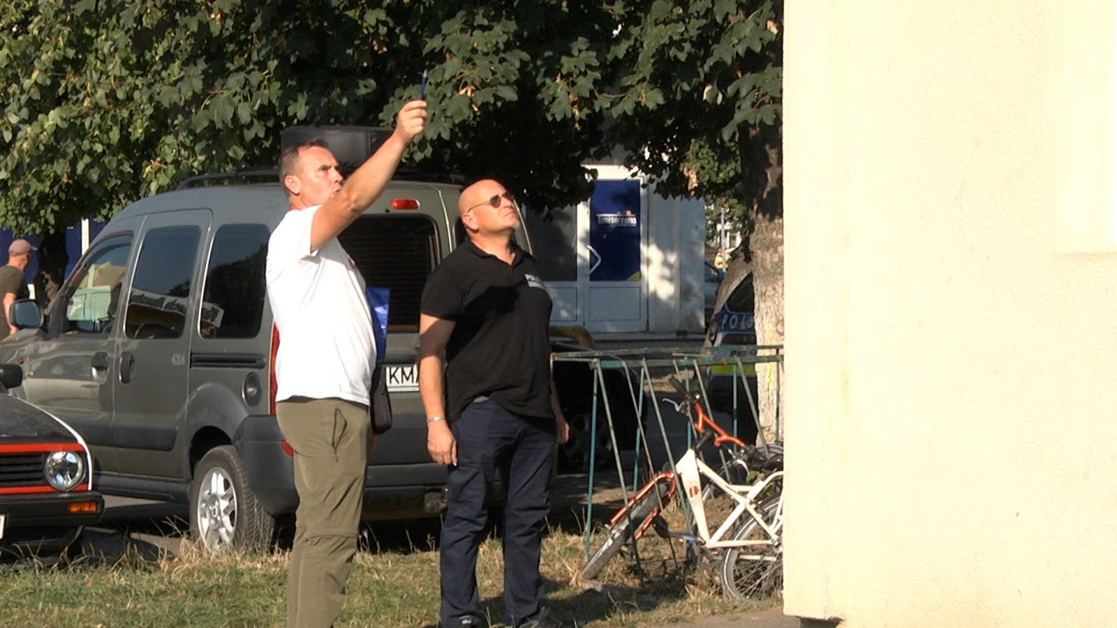 Un copilaș de 2 ani a supraviețuit ca prin minune, după ce a căzut de la etajul 4 al unui bloc din Sibiu. Mama nu a vrut să sune la 112