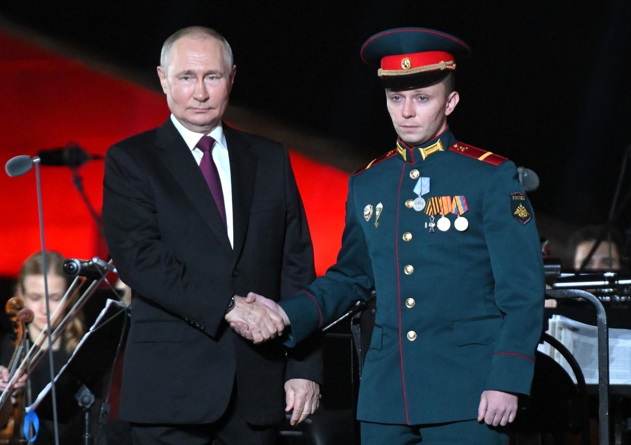 Ce făcea Putin în timp ce ruşii căutau cadavrul lui Evgheni Prigojin după prăbuşirea avionului său
